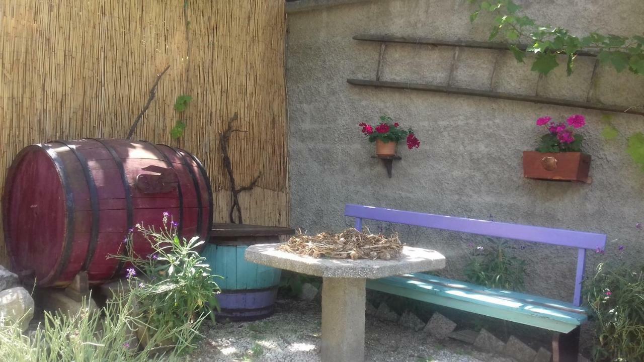 Guesthouse Familija Tariba Supetarska Draga Eksteriør billede